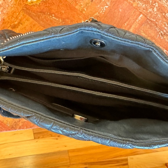 Chanel bag - Picture 9 of 13